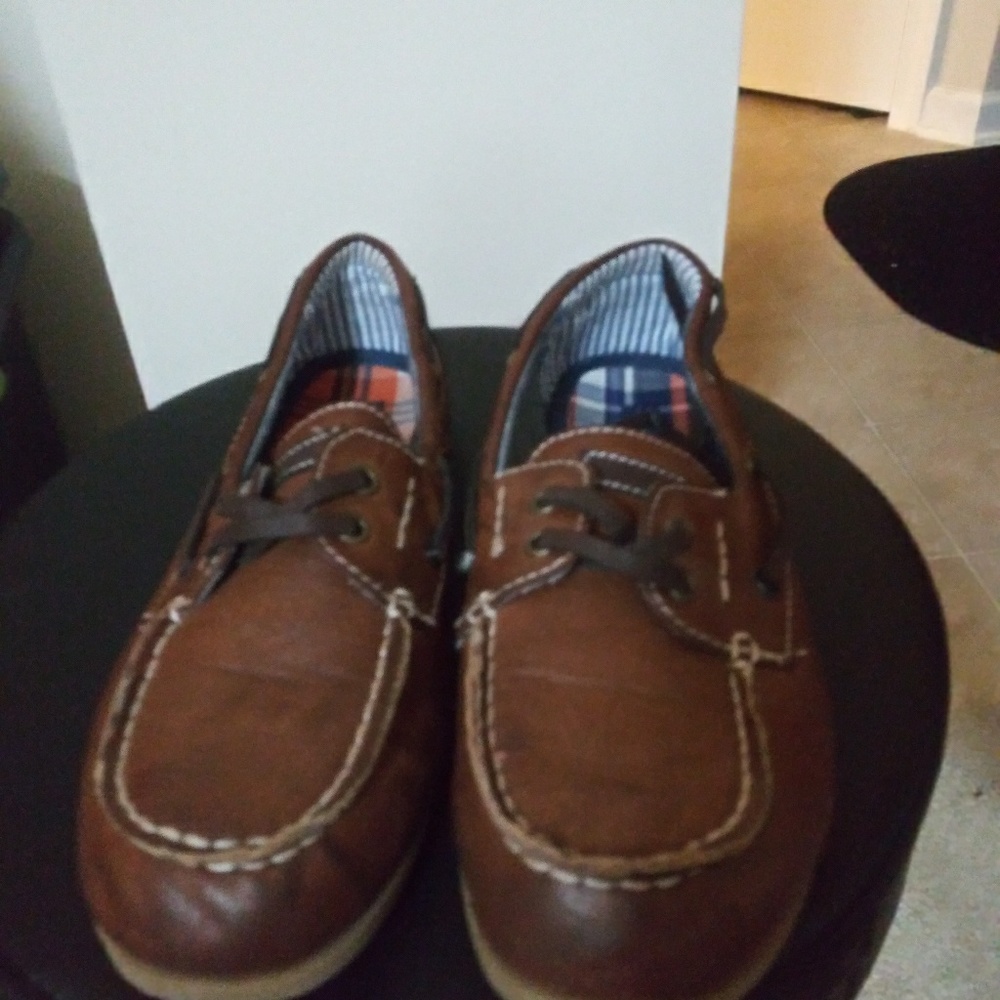 Shoes - Picture 2 of 2